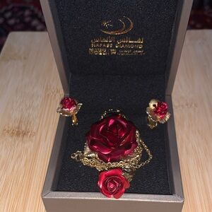 Vintage Gold Red Rose Jewelry Set
